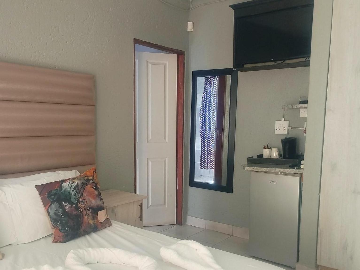 Elegant Guest House Malelane Малелейн Стая снимка
